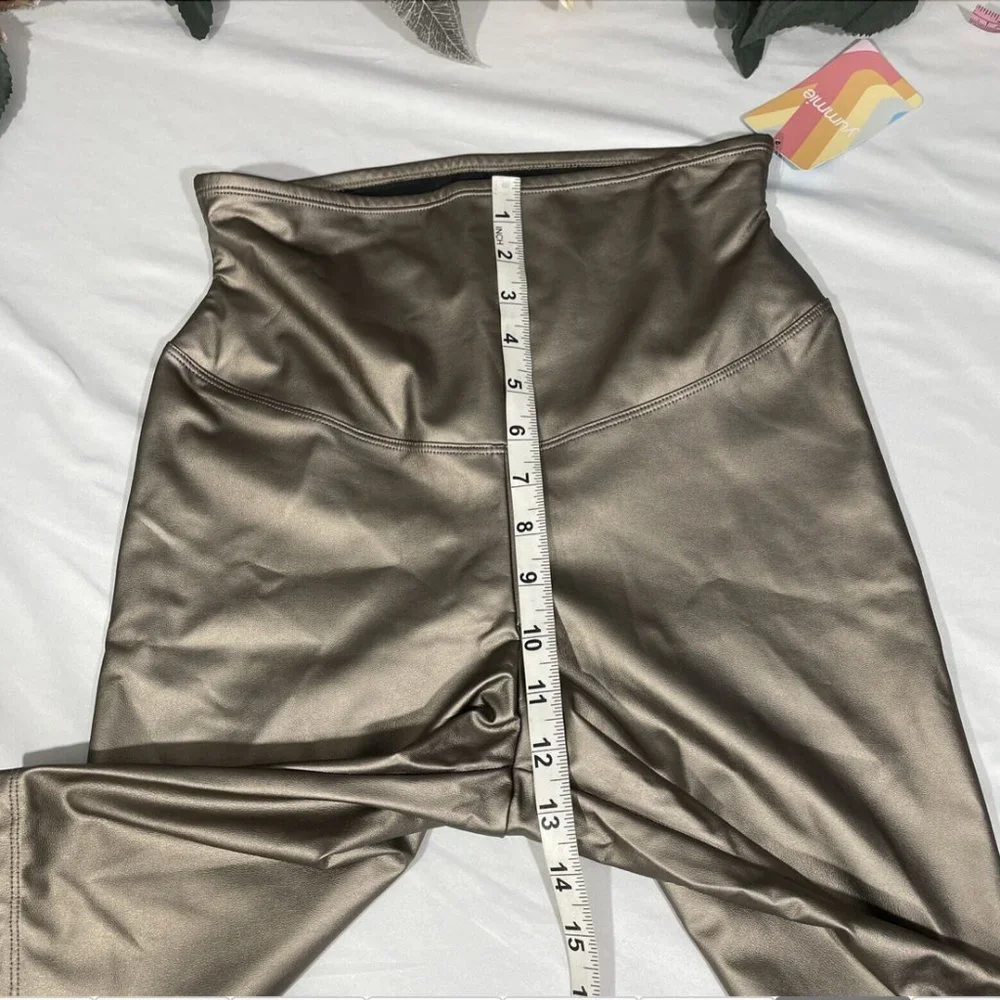NWT $58‎ Yummie [ Medium ] Bronze Faux Leather Biker Shorts #5215